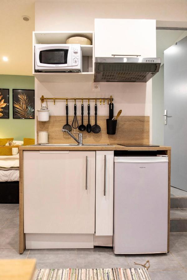 Studio Cosy Au Coeur De L'Ecusson - Arenes A 2 Min Nimes Bagian luar foto