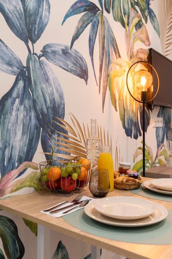 Studio Cosy Au Coeur De L'Ecusson - Arenes A 2 Min Nimes Bagian luar foto